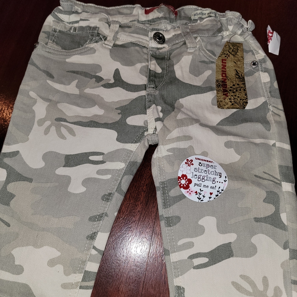 UNIONBAY Kids Camouflage Jeans - Green and Tan